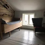 Vettingstua, Beautiful House Down By The Sea. *