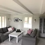 Vettingstua, Beautiful House Down By The Sea. Nyaraló *
