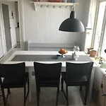 Vettingstua, Beautiful House Down By The Sea. Nyaraló *