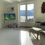 Vettingstua, Beautiful House Down By The Sea. * Gravdal
