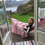 Vettingstua, Beautiful House Down By The Sea. Gravdal