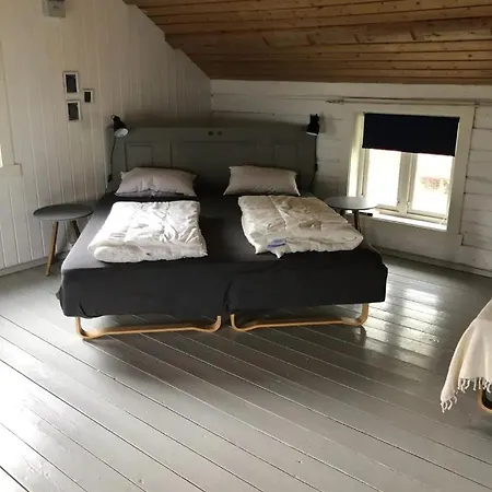 Vettingstua, Beautiful House Down By The Sea. Dom wakacyjny *