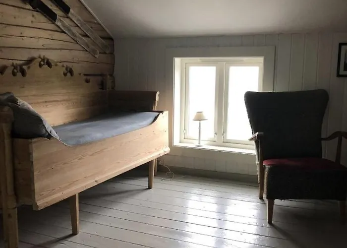 Vettingstua, Beautiful House Down By The Sea. *