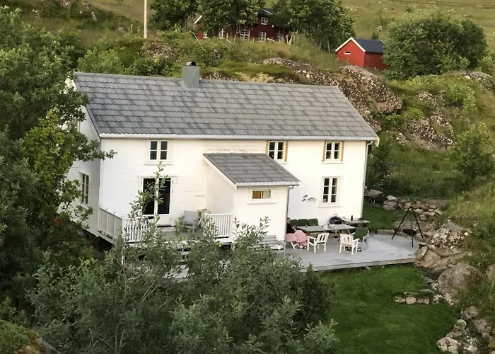 Vettingstua, Beautiful House Down By The Sea. Ferienhaus Gravdal (Vestvagoy)