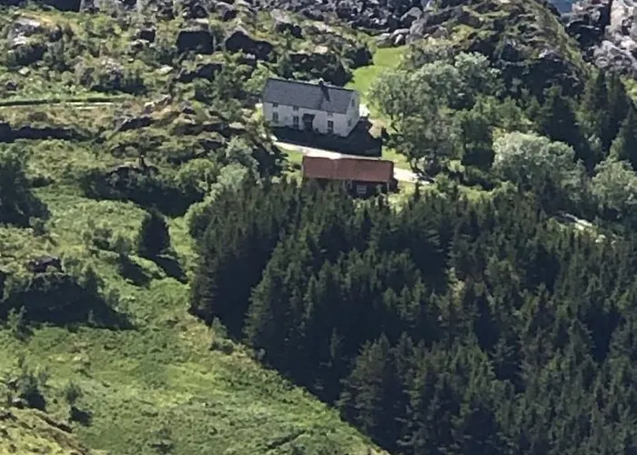 Vettingstua, Beautiful House Down By The Sea. *