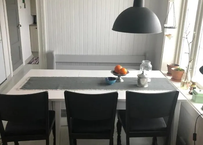 Vettingstua, Beautiful House Down By The Sea. Dom wakacyjny *